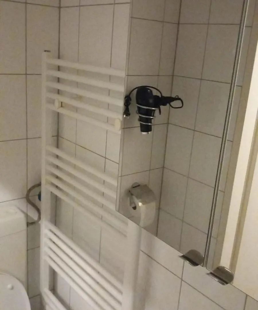 Quiet Comfort: 1 Bedroom Vienna Apartment With Style Austria